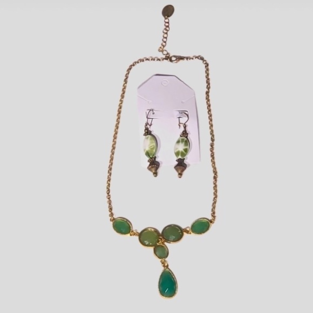 Green and Gold Tone Necklace and Drop Earring Jewelry Set